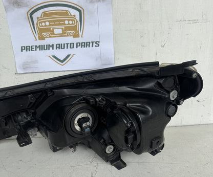 2016 Toyota RAV4 SUV Right Headlight STANLEY W0836