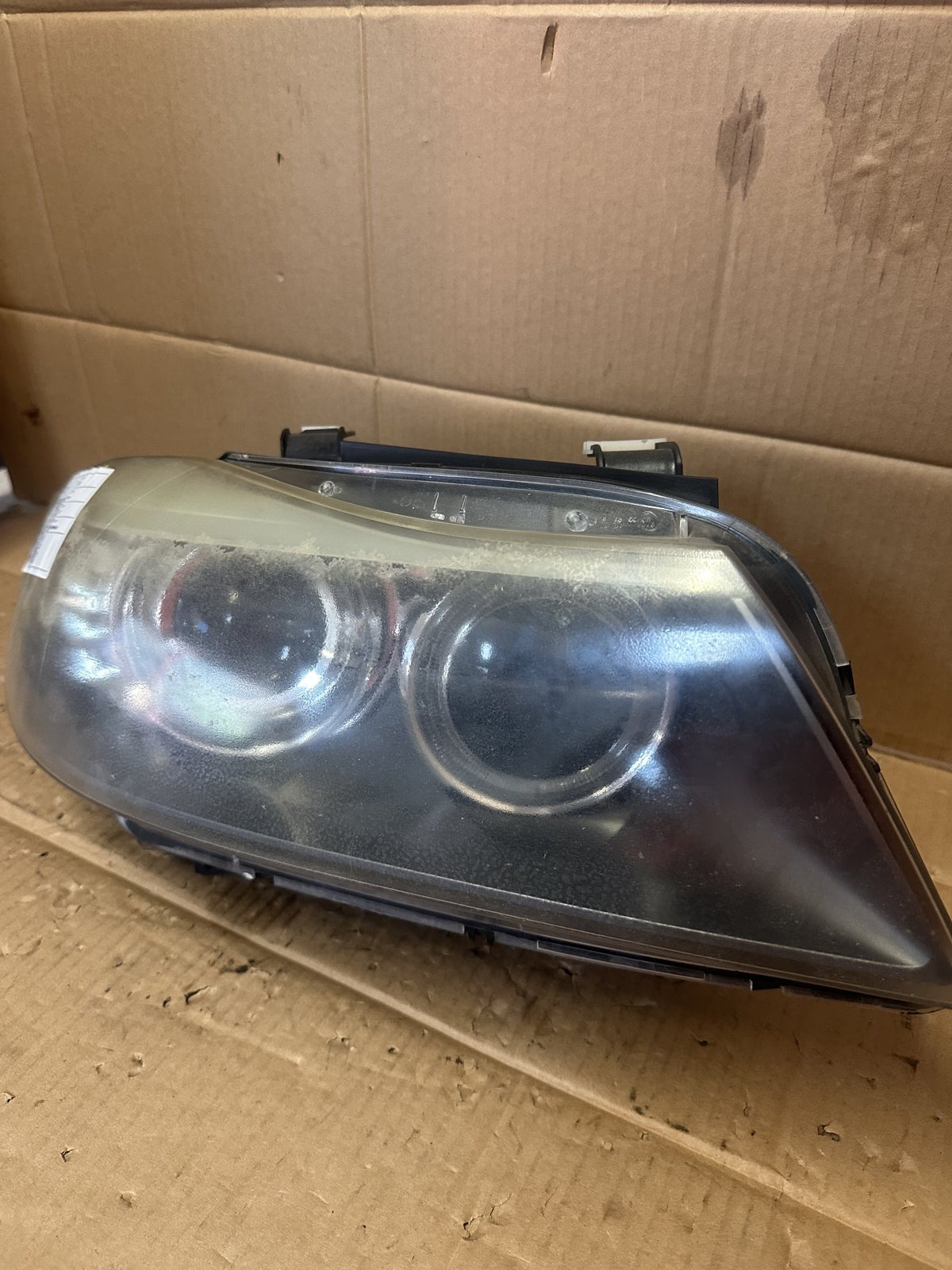 2010 BMW 320 Station Wagon Right Headlight 631172025869