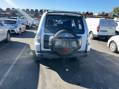 2009 Mitsubishi Pajero  NTStation Wagon 
Mitsubishi
Pajero