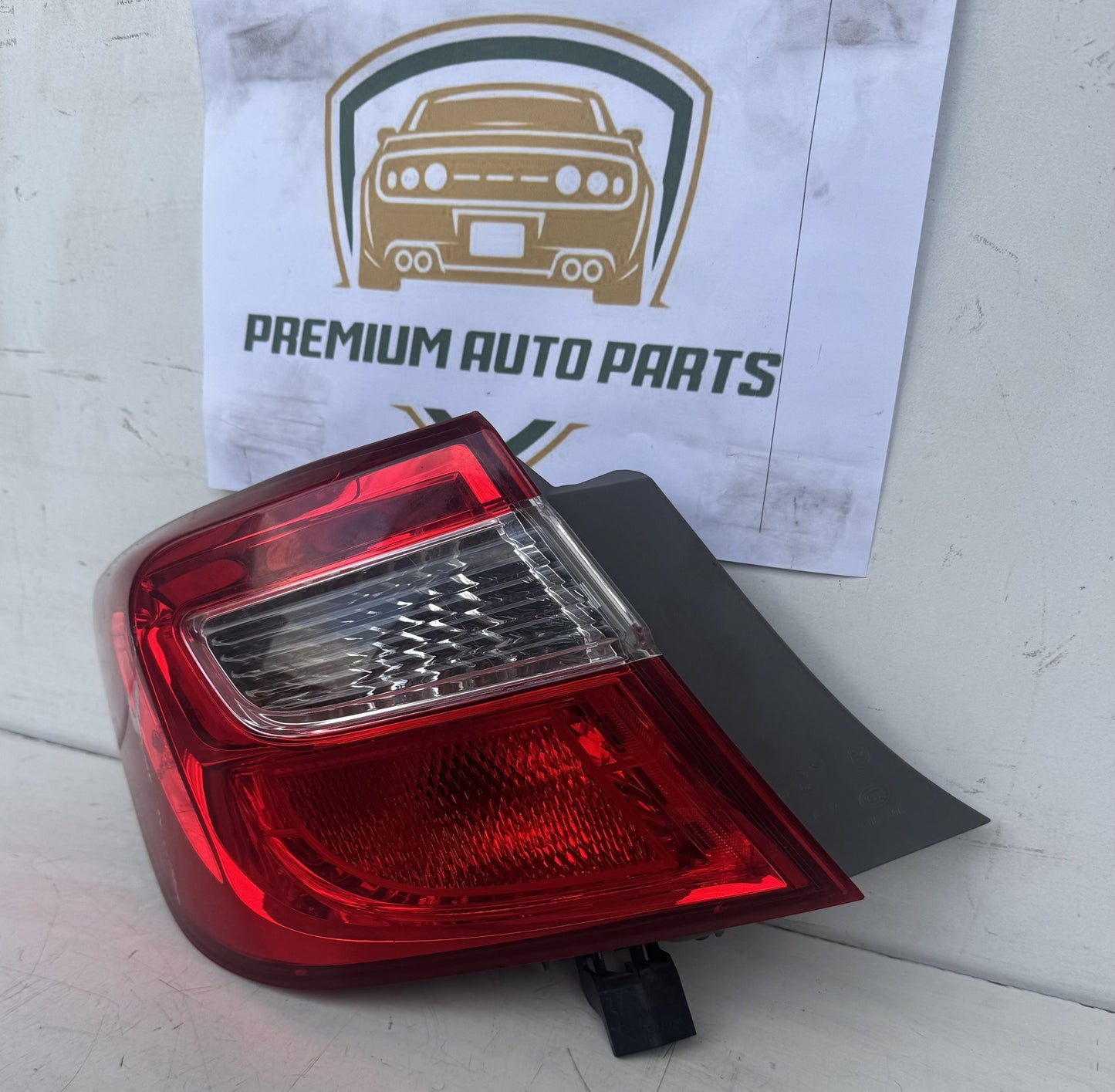 2016   Left Taillight
