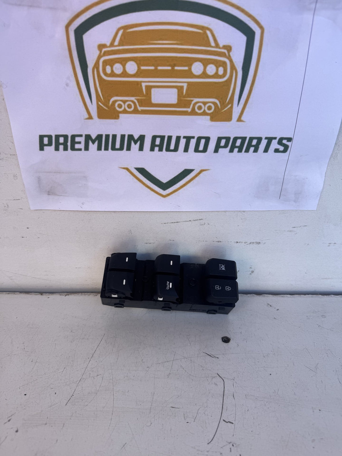 2016 Hyundai Elantra AD Sedan Master Power Window Switch