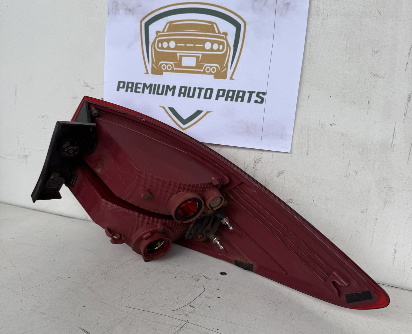 2013 Hyundai Santa Fe DM Station Wagon Left Taillight
