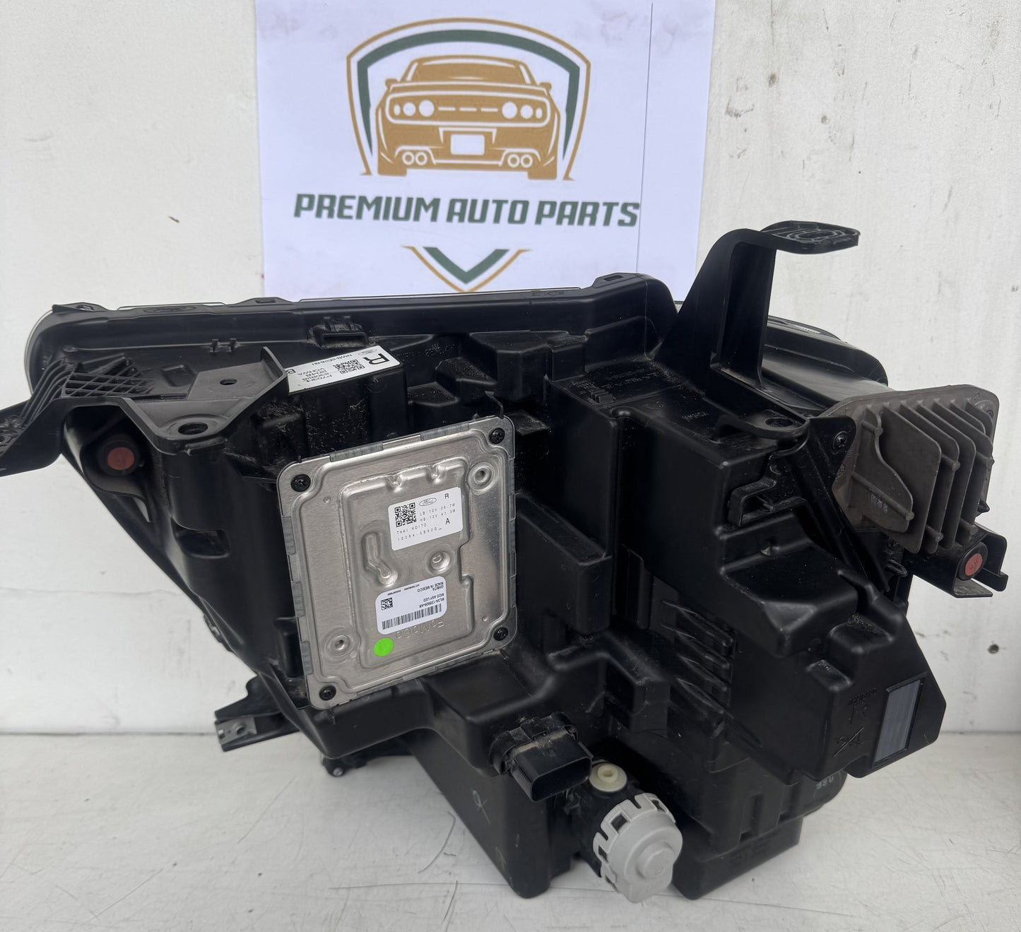 2023 Ford Ranger Pickup Right Headlight N1WB-13E016-BH