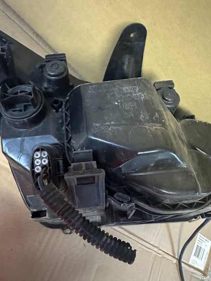 2006 Ford Focus Focus Ls Hatchback Left Headlight 4M5113K060