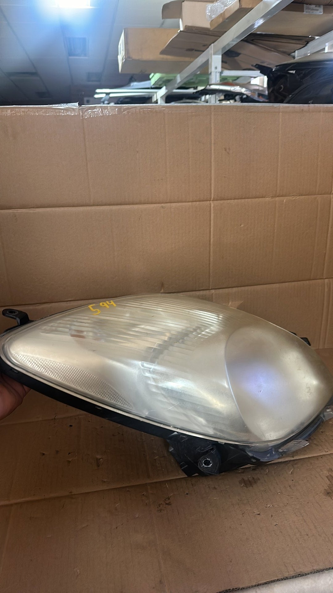 2011 Toyota Yaris Right Headlight 52-184