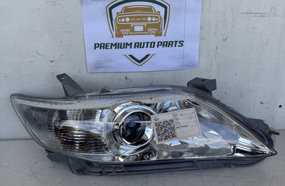 2009 Toyota Camry - Right Headlight