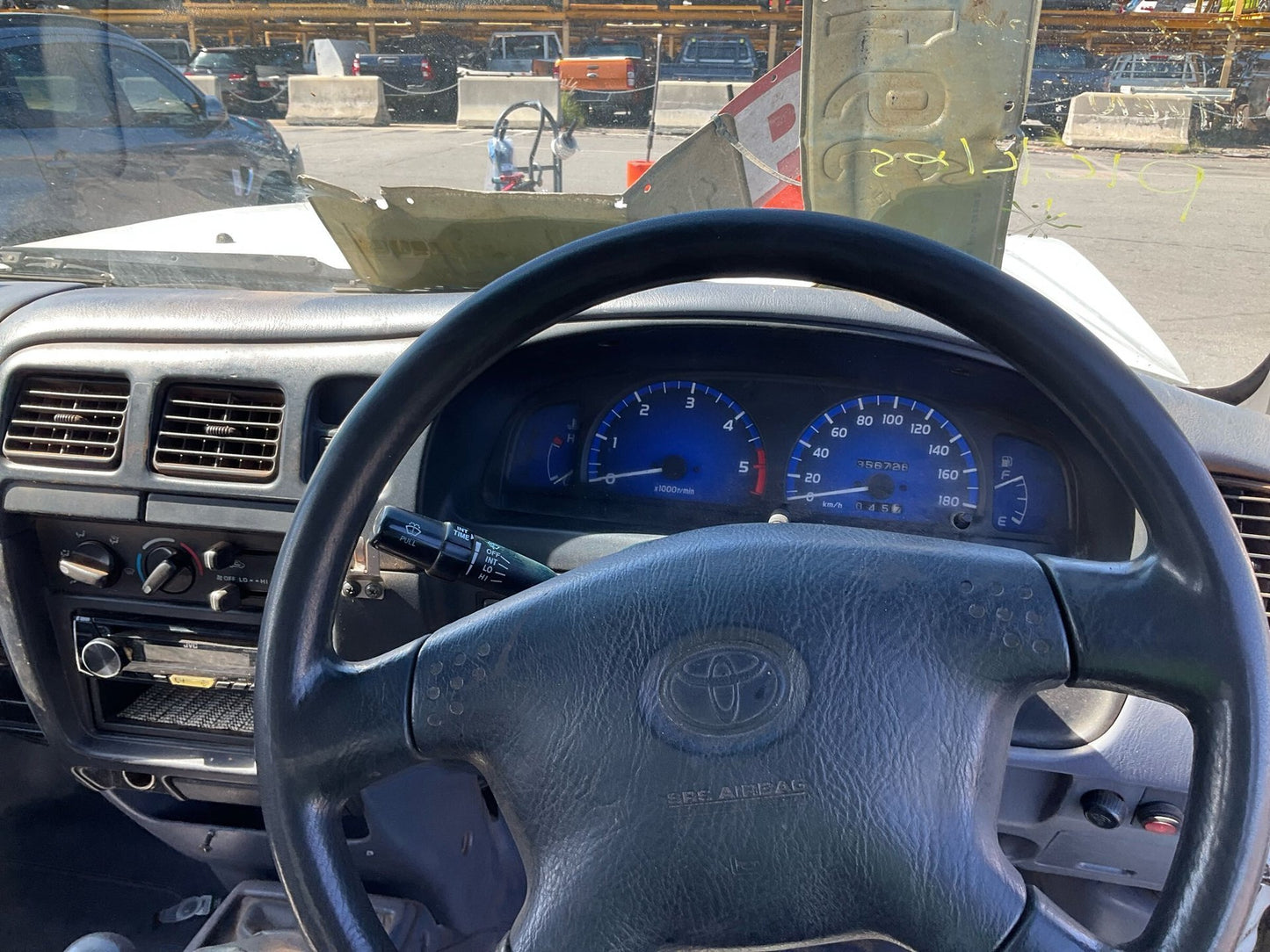 2004 Toyota Hilux  N70Double Cab Utility 
Toyota
Hilux
