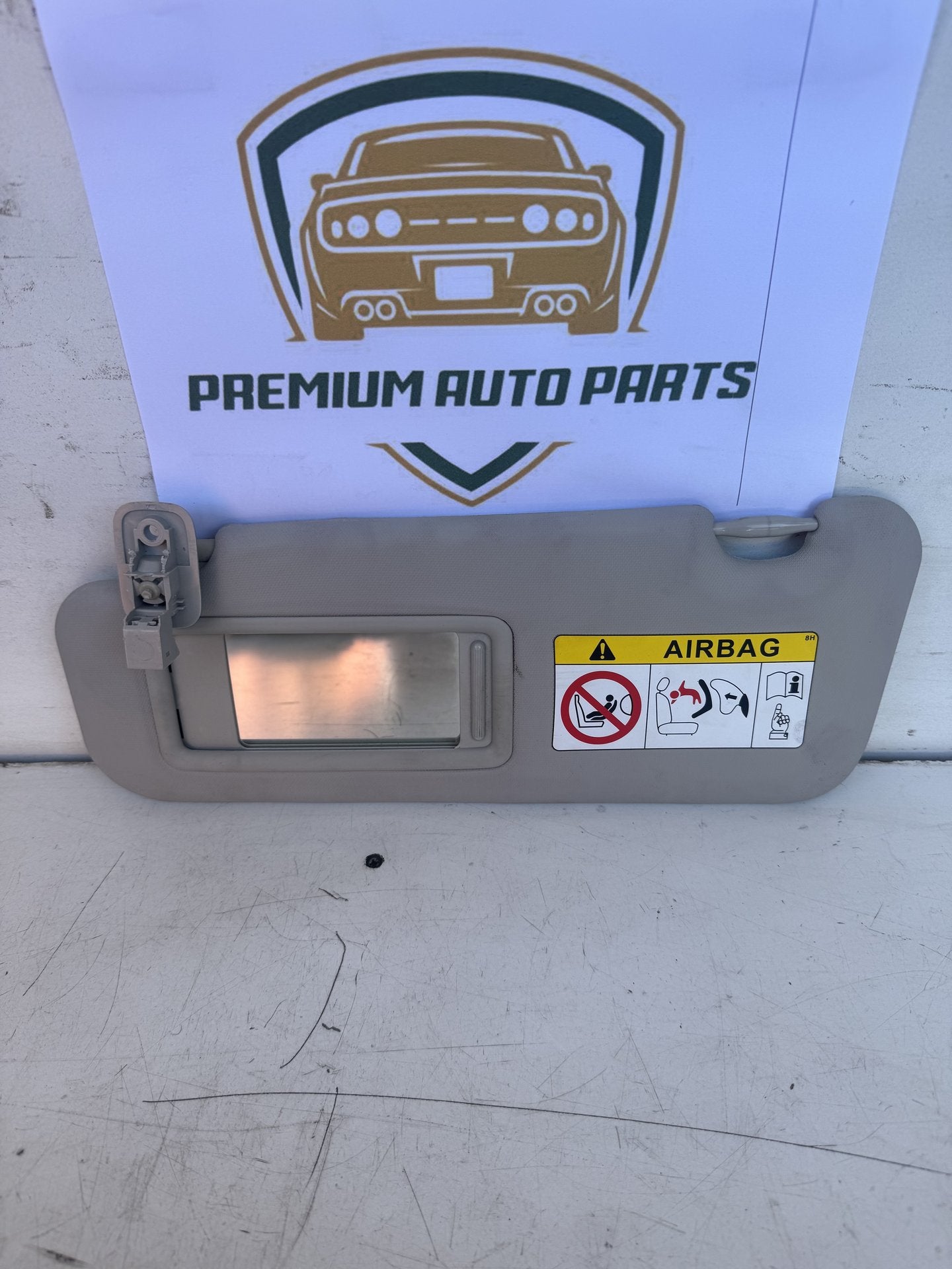 2014   Left Sun Visor