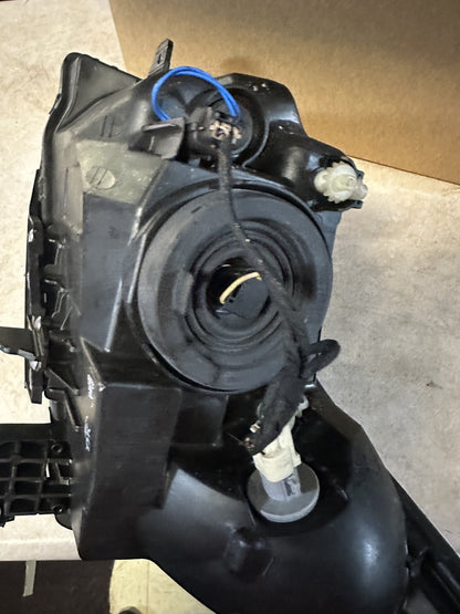 2014 Holden Cruze Cruze Right Headlight 12413