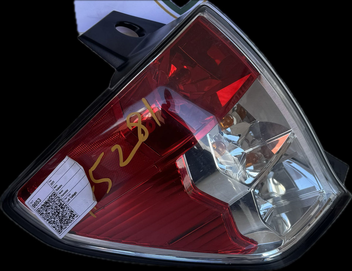 2011 Subaru Forester Left Taillight