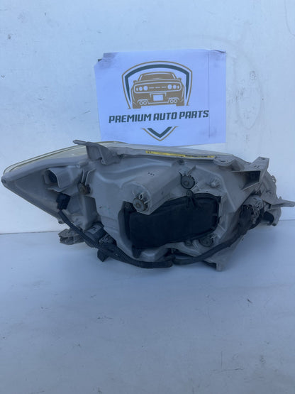 2007  V40 Left Headlight