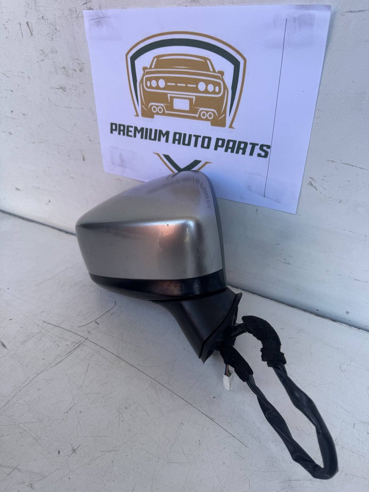 2014   Right Door Mirror