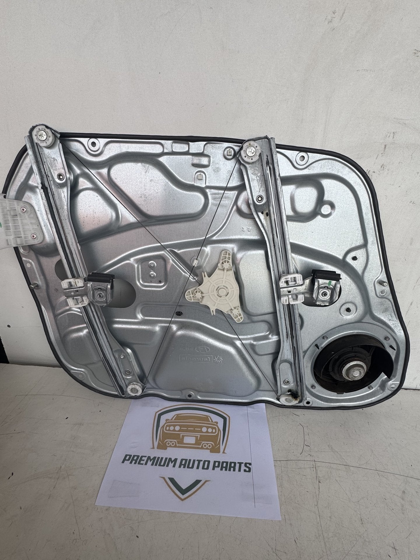 2009  FD Right Front Window Regulator/Motor