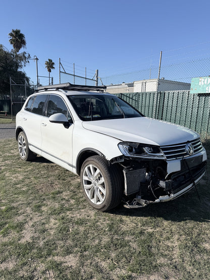 2016 Volkswagen Touareg  Station Wagon 
Volkswagen
Touareg