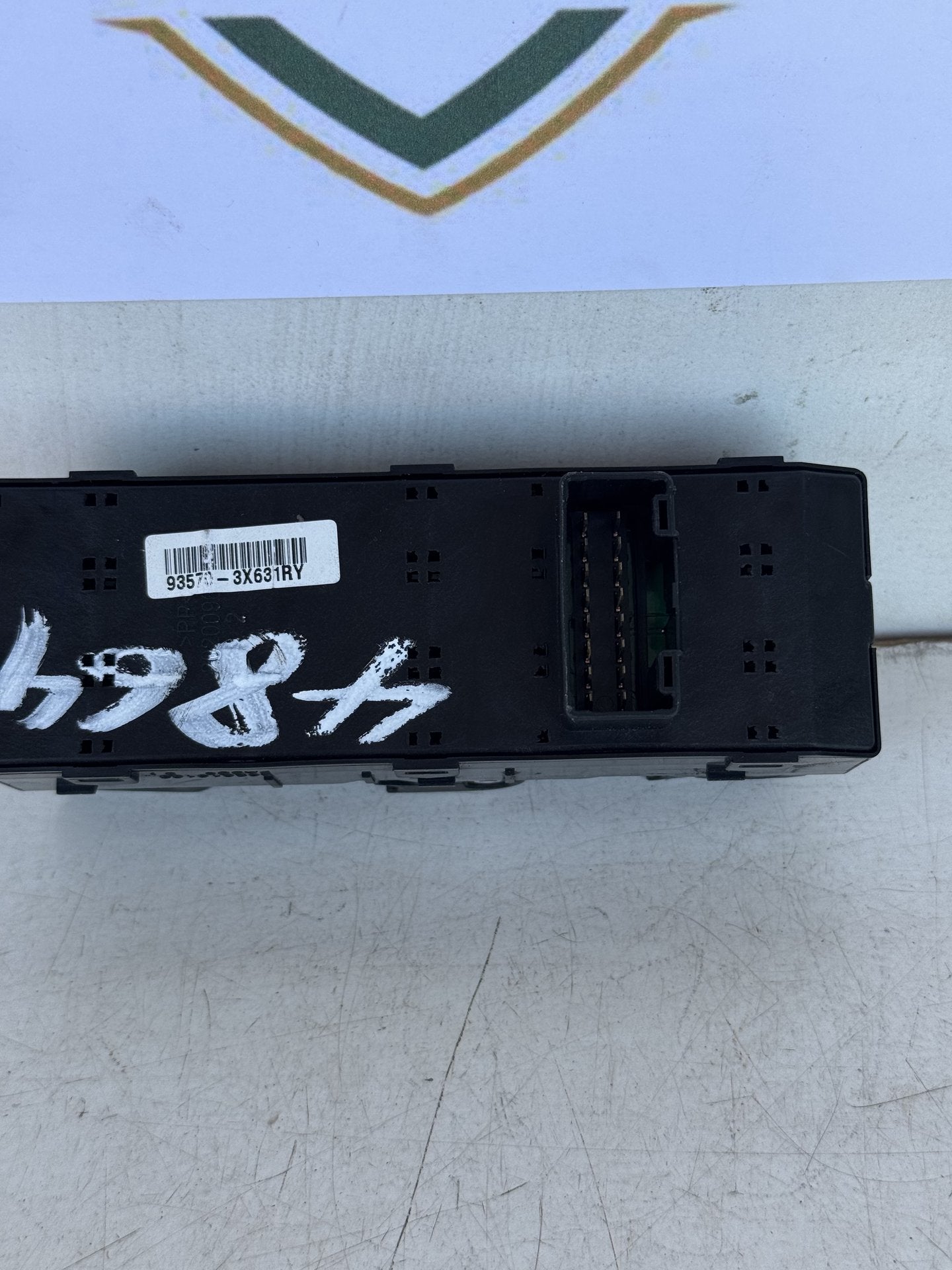 2013 Hyundai Elantra MD Sedan Master Power Window Switch