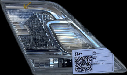 2010 Toyota Aurion GSV40R Sedan Left Bootlid Light