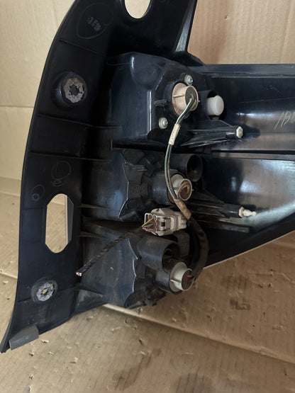 2011 Subaru Forester Left Taillight 220-20046