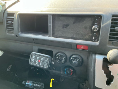2015 Toyota Hiace Commuter H200