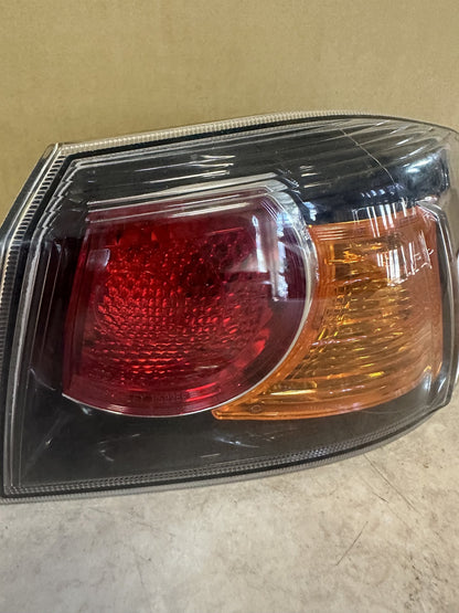 2011 Mitsubishi Lancer Lancer Sedan Right Taillight P5613