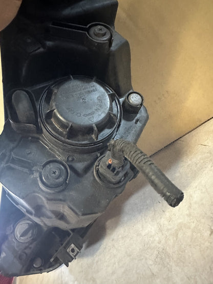 2013 Hyundai ix35 - Right Headlight