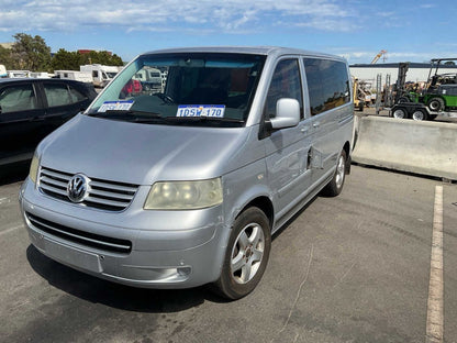 2005 Volkswagen Multivan  T5Station Wagon 
Volkswagen
Multivan