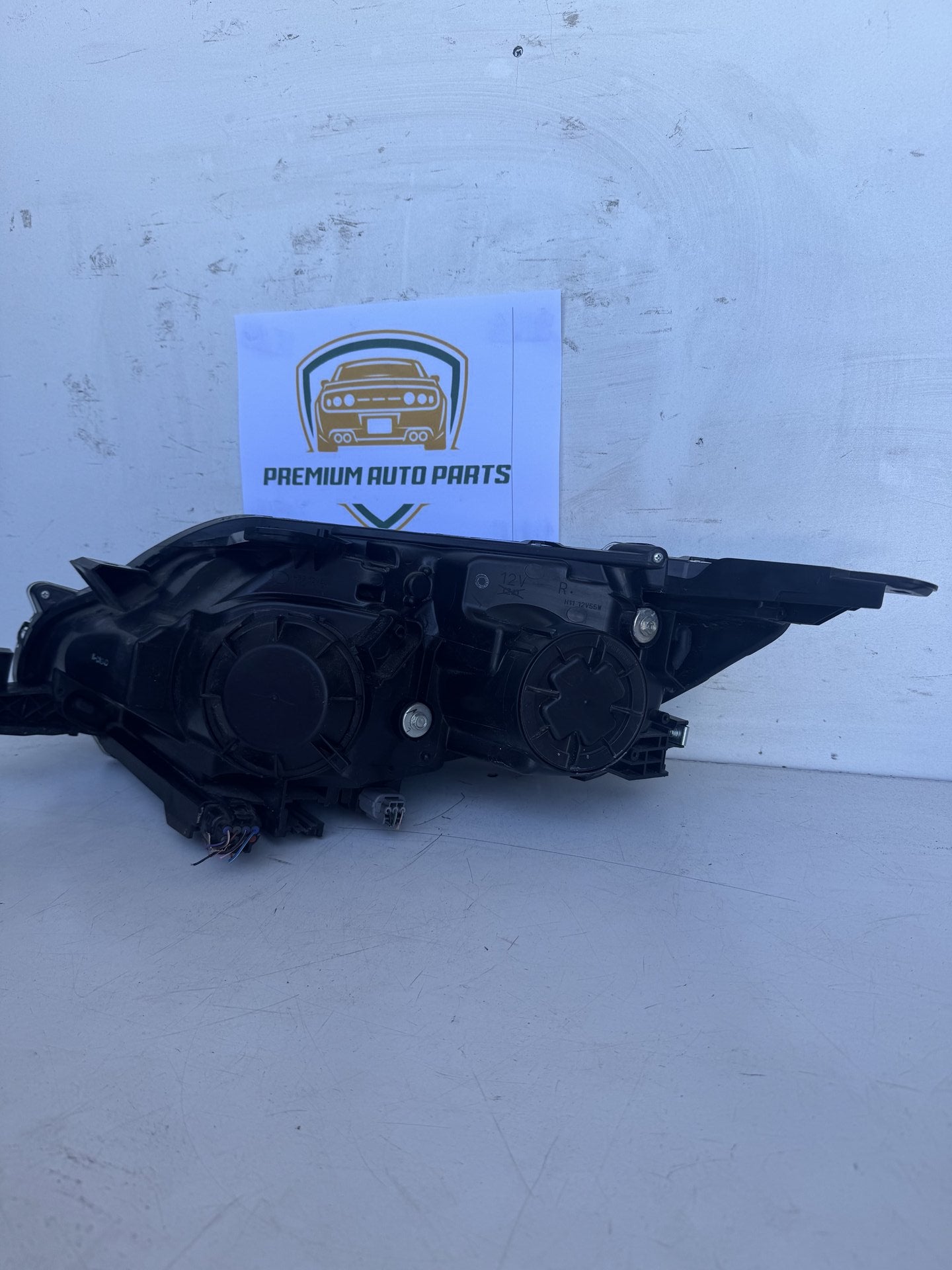 2023   Right Headlight