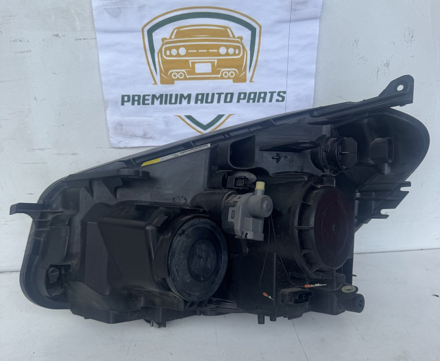 2010   Right Headlight