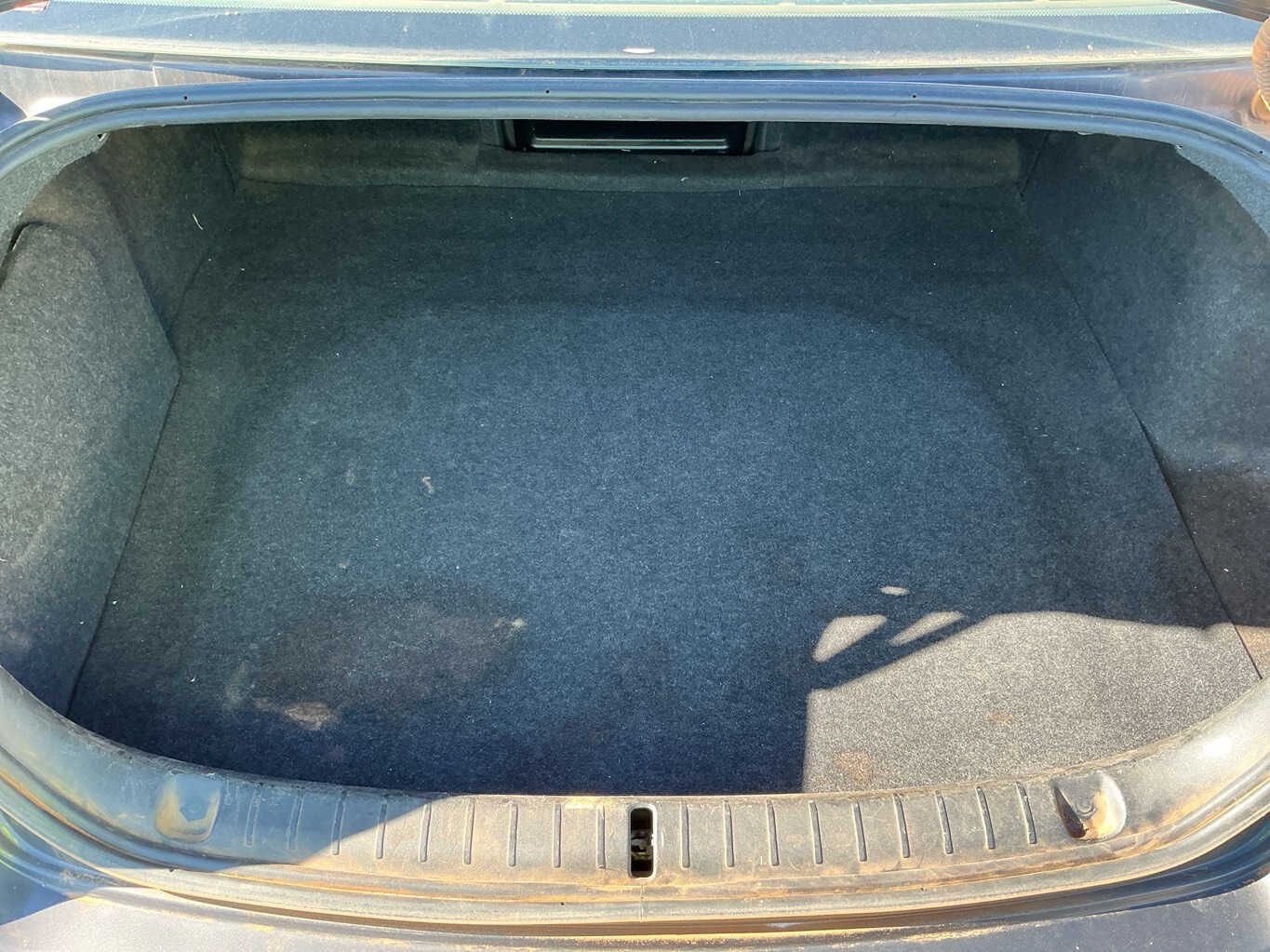 2010 Holden Commodore Omega VE