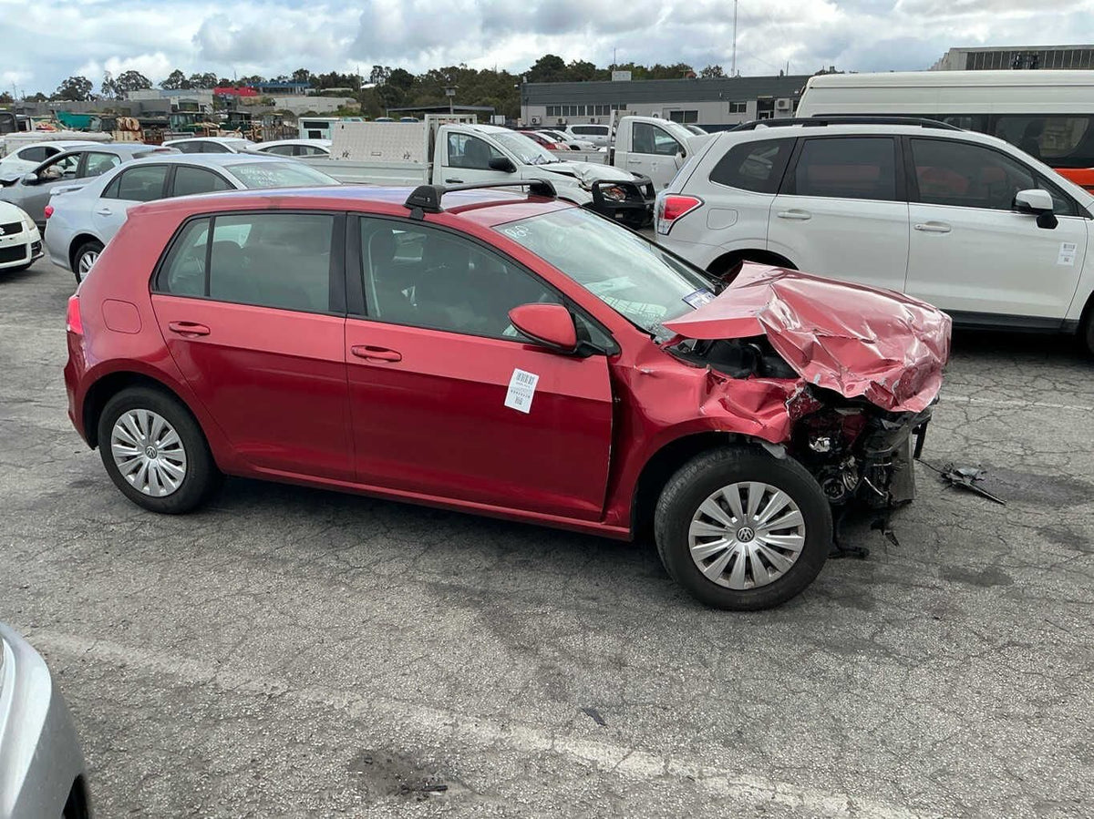 2014 Volkswagen Golf MK7- 5G BE BQ
