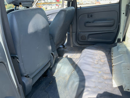 2004 Toyota Hilux  N70Double Cab Utility 
Toyota
Hilux