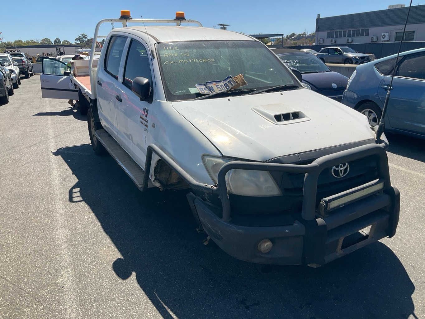 2011 Toyota Hilux Ambiente N70