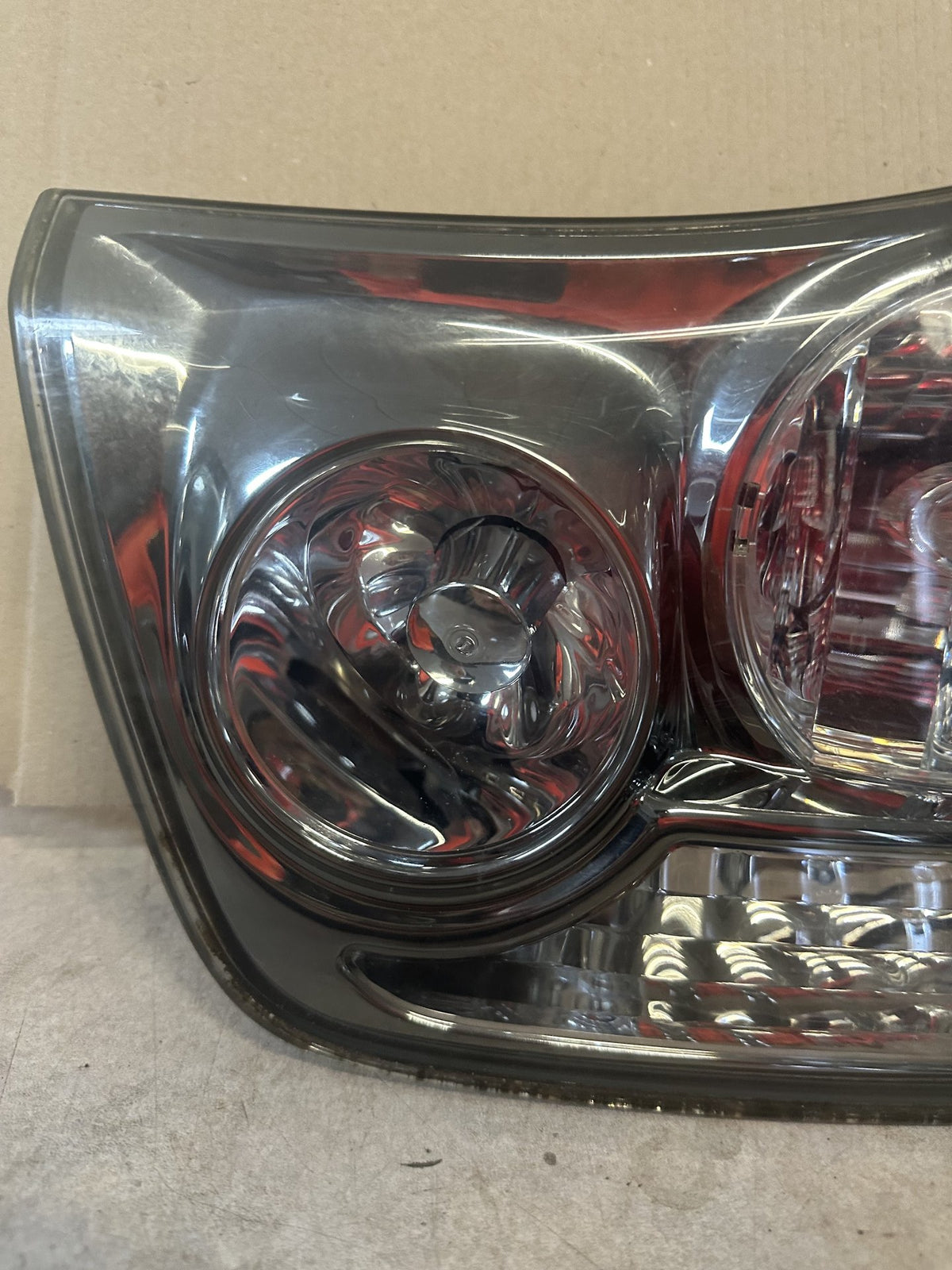 Left Boot Light, A048960, 2008