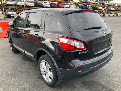 2014 Nissan Dualis ST J10Hatchback 
Nissan
Dualis