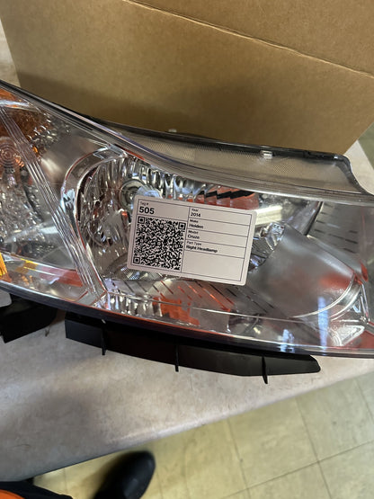 2014 Holden Cruze Cruze Right Headlight 12413