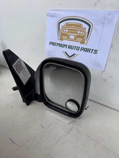 2004 Mitsubishi Pajero NP Station Wagon Right Door Mirror
