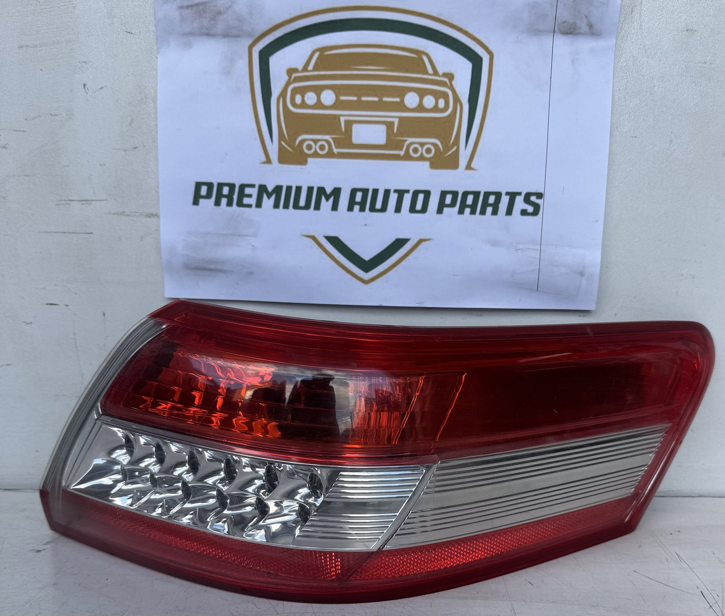 2010  XV40 Right Taillight