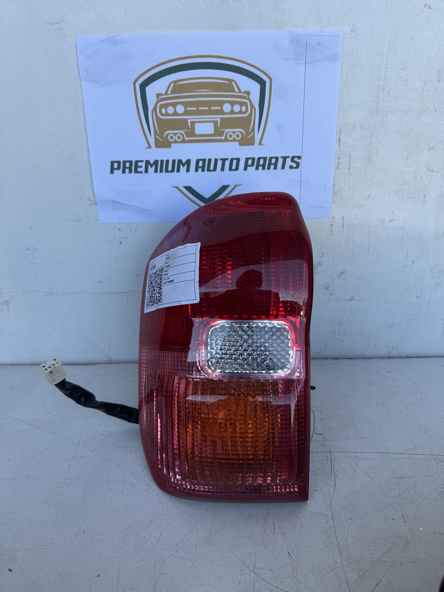 2002 Toyota RAV4 SUV Left Taillight