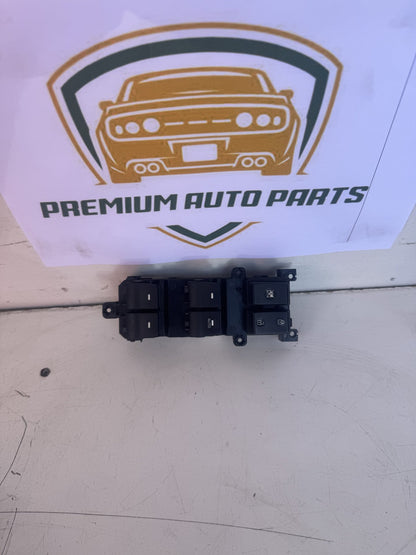 2015 Hyundai Santa Fe DM Station Wagon Master Power Window Switch