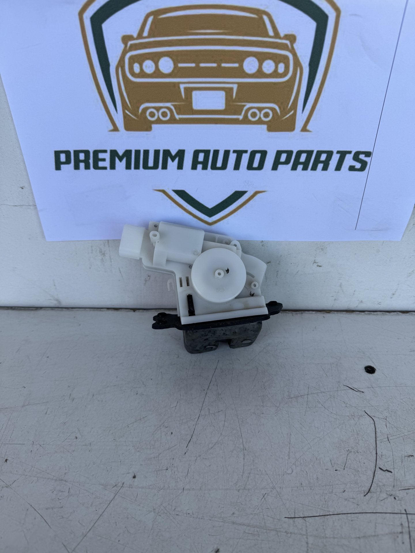 2017 Toyota RAV4 Station Wagon Tailgate Lock Actuator