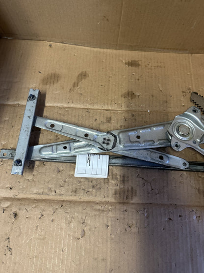 2016 Mitsubishi Triton MQ Double Cab Utility Right Front Window Regulator/Motor