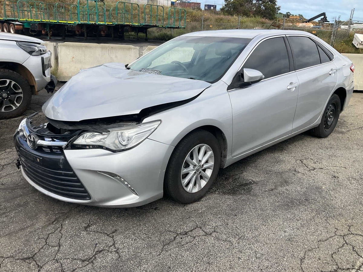2015 Toyota Camry Altise XV50