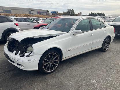 2004 Mercedes-Benz E240  W210Sedan 
Mercedes-Benz
E240