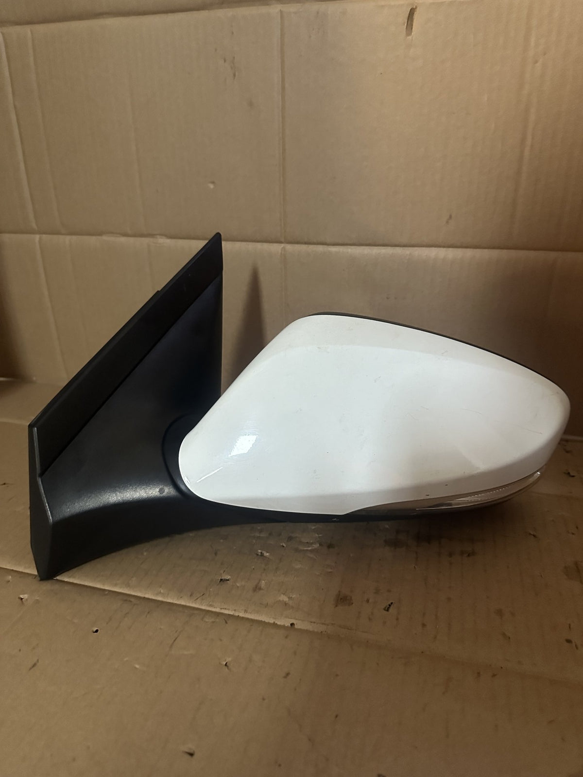 2011 Hyundai Accent LC Hatchback Left Door Mirror 027492