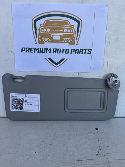 2017 Toyota RAV4 Station Wagon Right Sun Visor