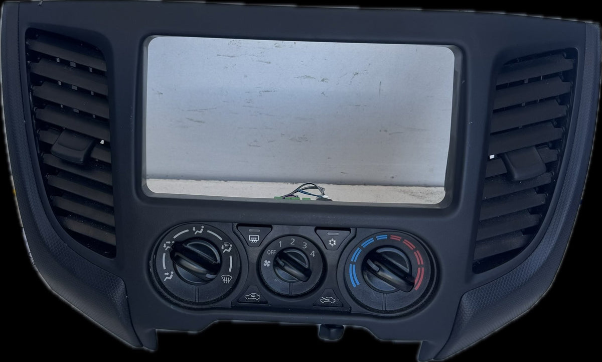 2024 Mitsubishi Triton - Heater/AC Controls