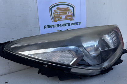 2018   Right Headlight