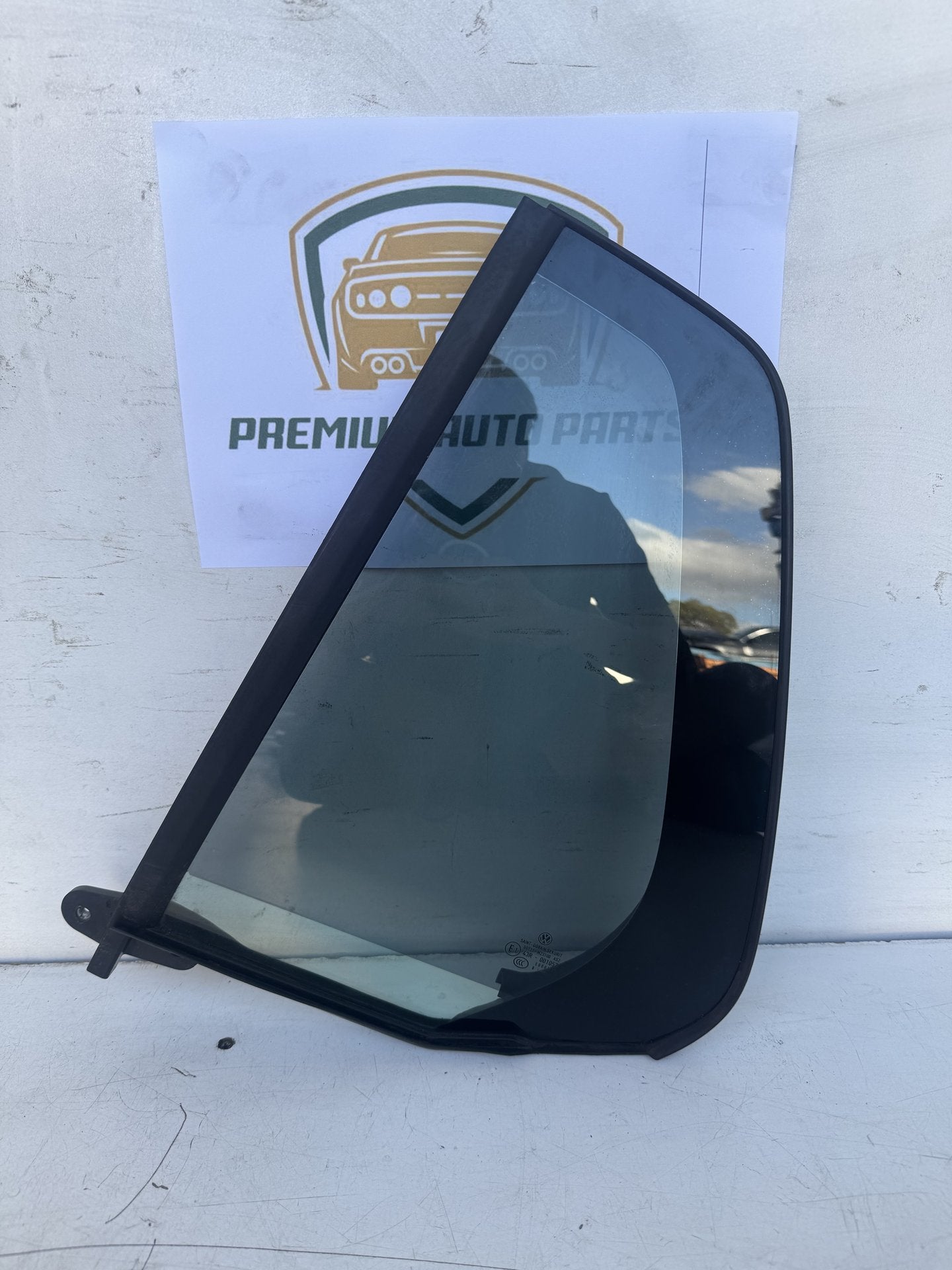 2019   Left Rear Quarter Door Glass