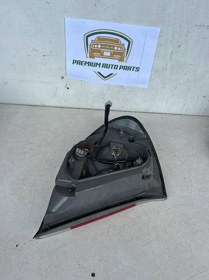 2005 Toyota Camry Sedan Right Taillight