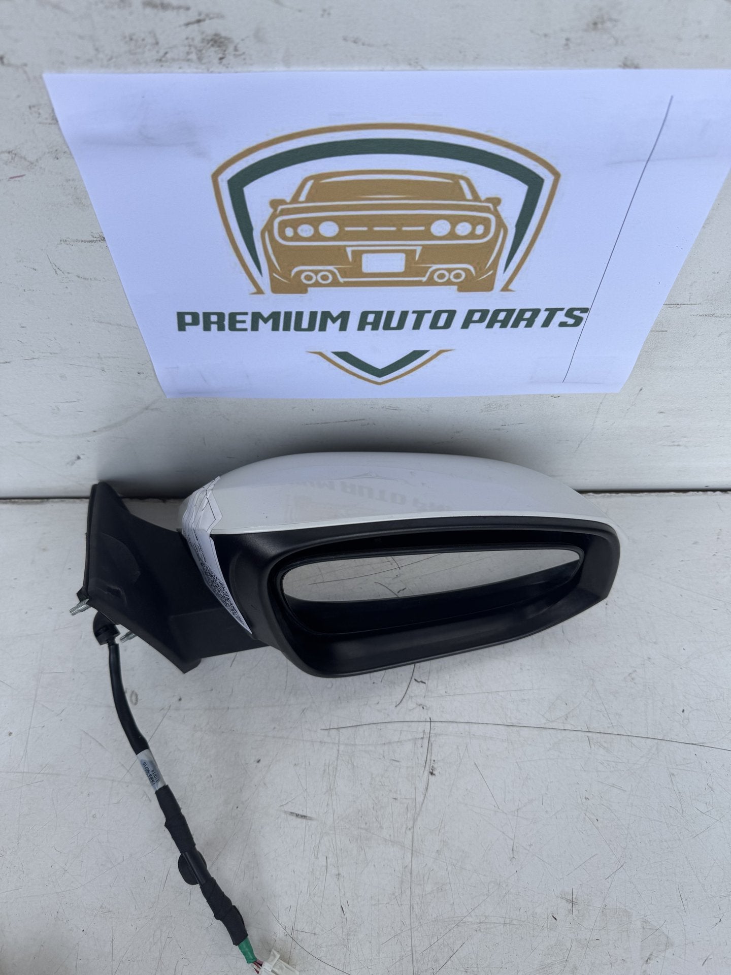 2015  U50 Right Door Mirror