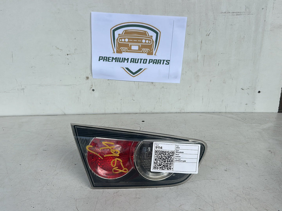 2012 Mitsubishi Lancer Sedan Left Boot Light
